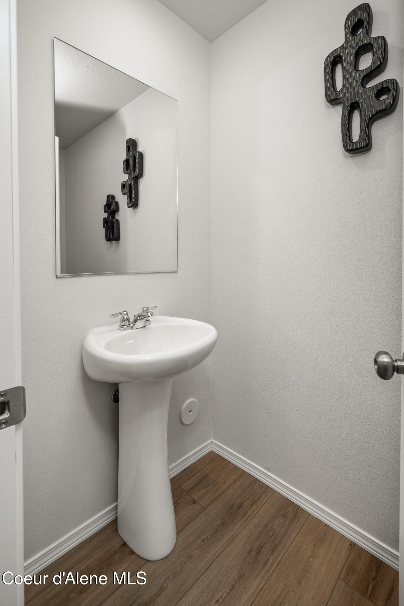 Hayden, Idaho 83835, United States, 4 Bedrooms Bedrooms, ,3 BathroomsBathrooms,Residential,Active,78541