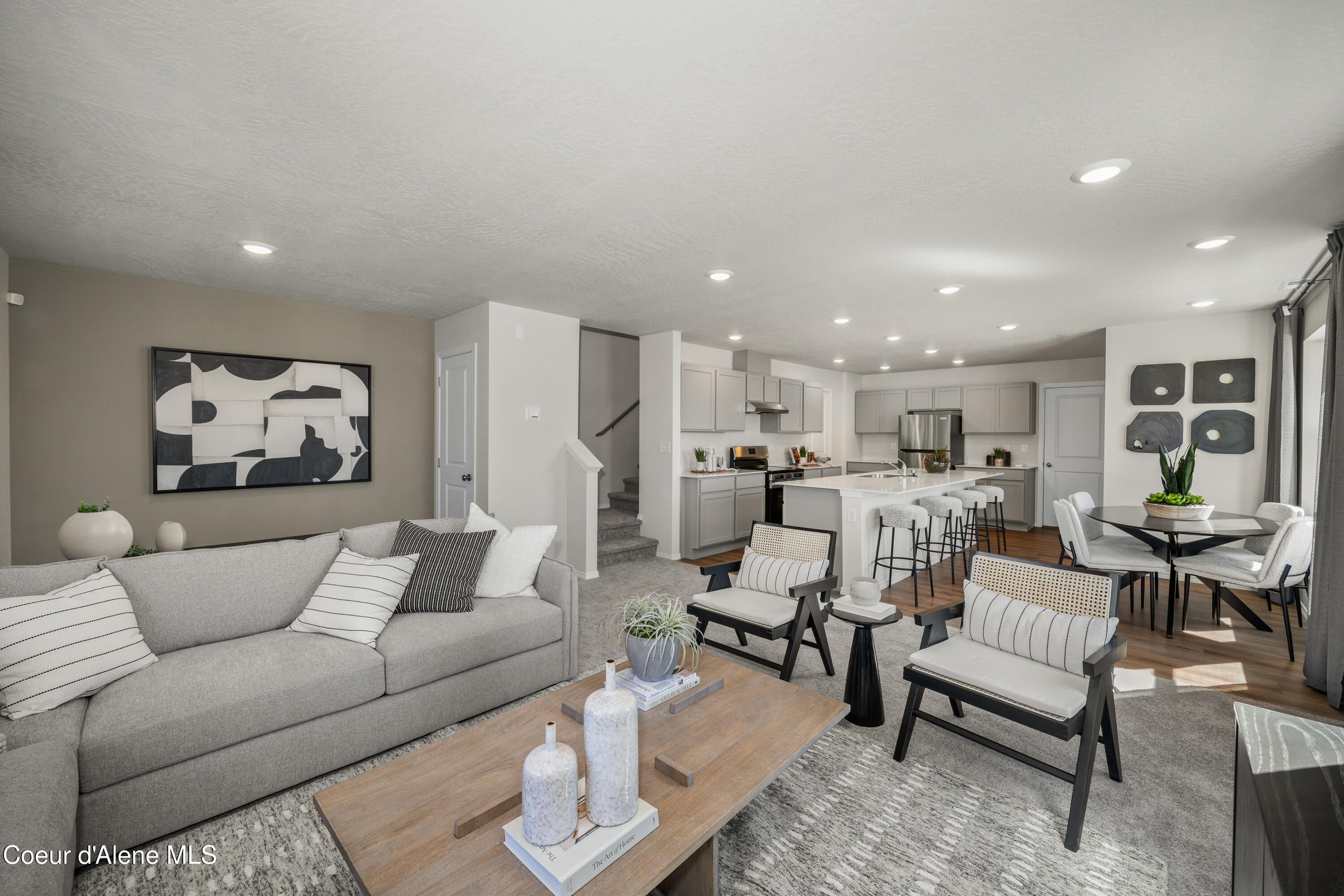 Hayden, Idaho 83835, United States, 4 Bedrooms Bedrooms, ,3 BathroomsBathrooms,Residential,Active,78541