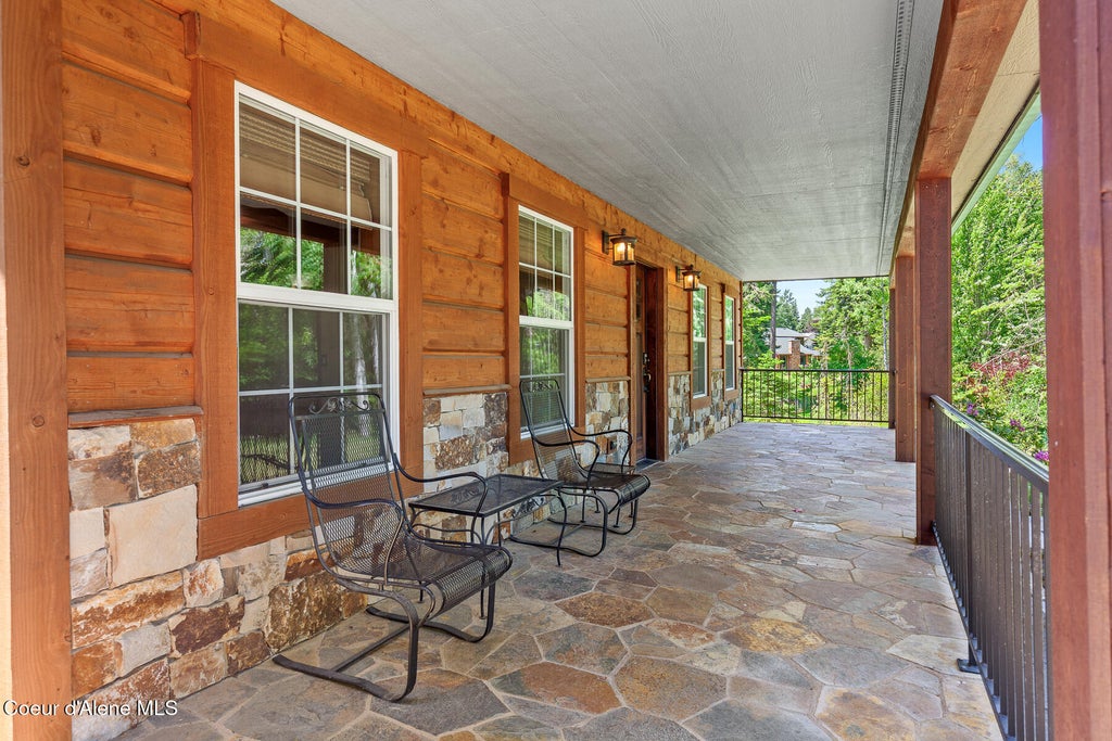 Photo of 3075 York CT, Hayden, ID 83835 (MLS # 26-6226)