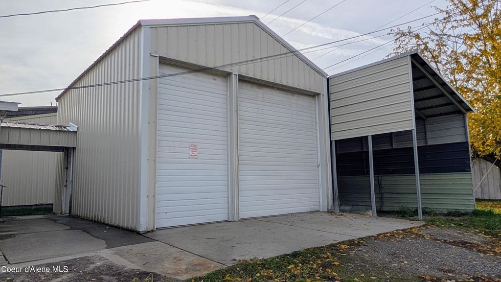 Photo of 7168 4th St, Bonners Ferry, ID 83805 (MLS # 25-10896)