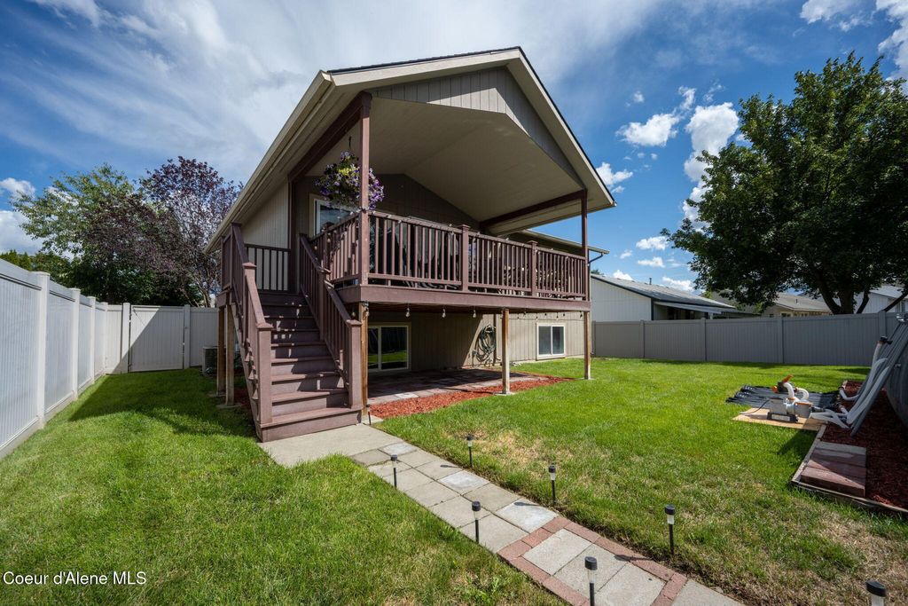 Photo of 4123 PLAYER Dr, Coeur dAlene, ID 83815 (MLS # 25-8290)