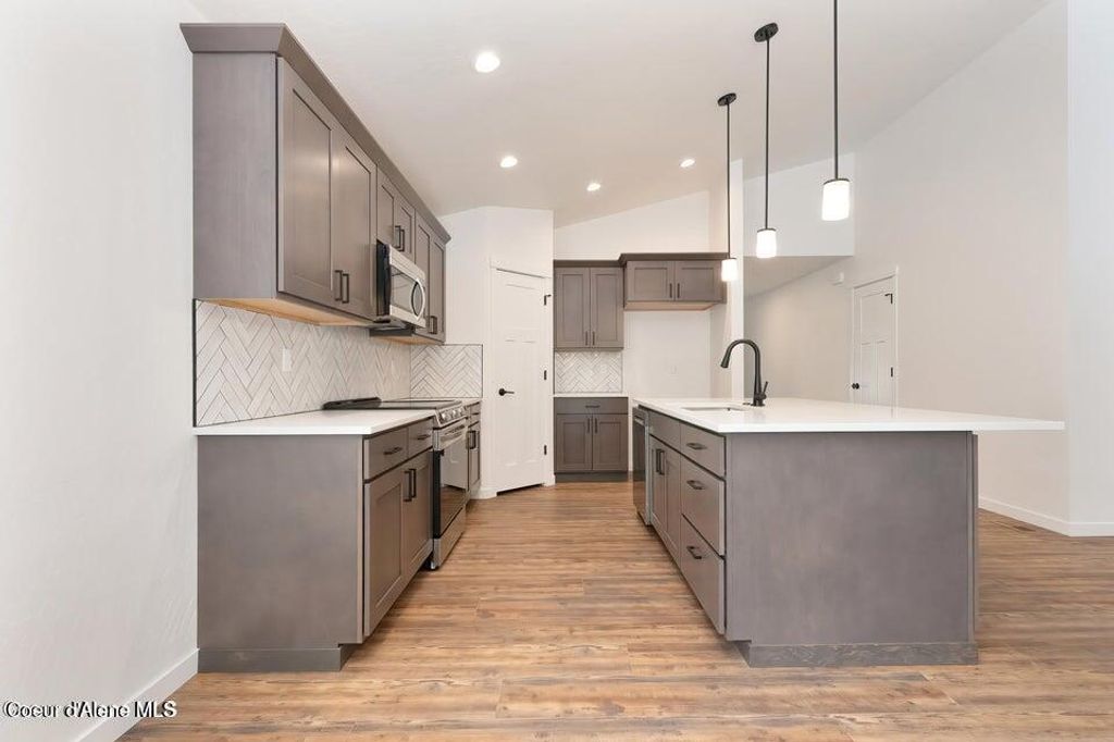 Photo of 1161 Jersey, Sandpoint, ID 83864 (MLS # 26-604)