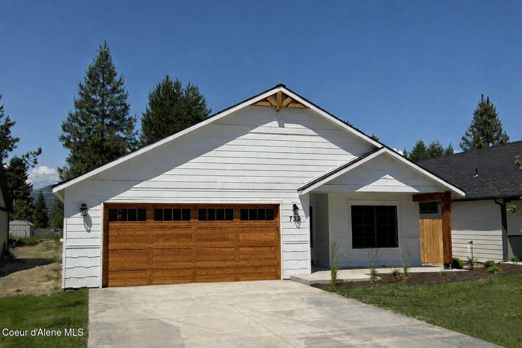 Photo of 1161 Jersey, Sandpoint, ID 83864 (MLS # 26-604)