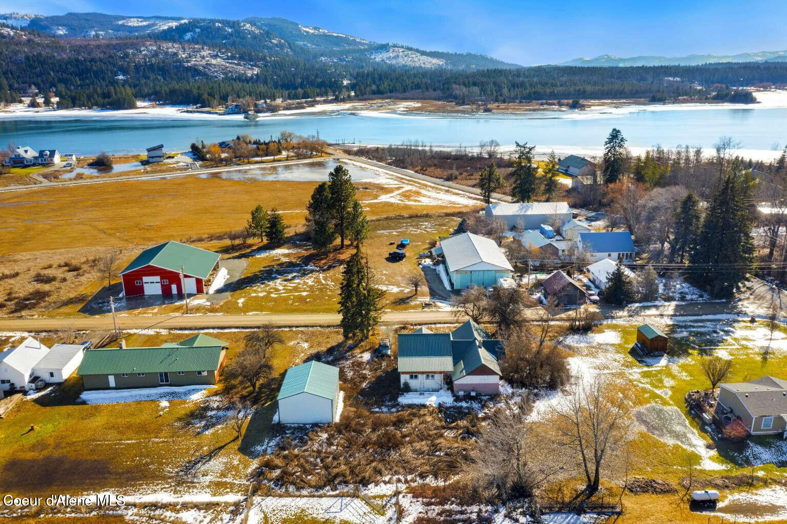 498 Moore Loops, Laclede, Idaho image 10