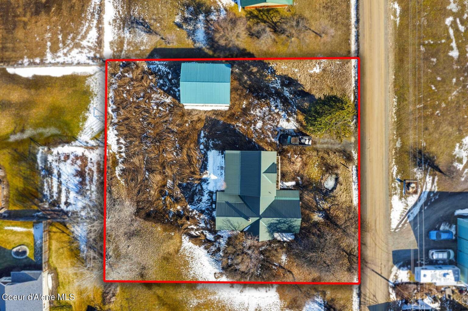 498 Moore Loops, Laclede, Idaho image 9