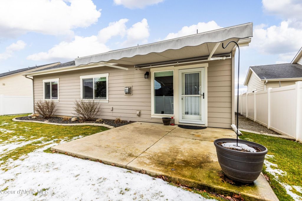 Photo of 3373 Coleman St, Post Falls, ID 83854 (MLS # 26-550)