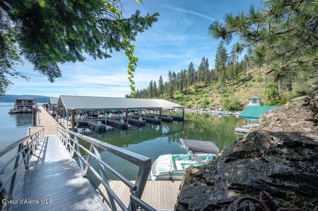 Photo of 1100 Lakeshore Dr, Coeur dAlene, ID 83814 (MLS # 26-4827)