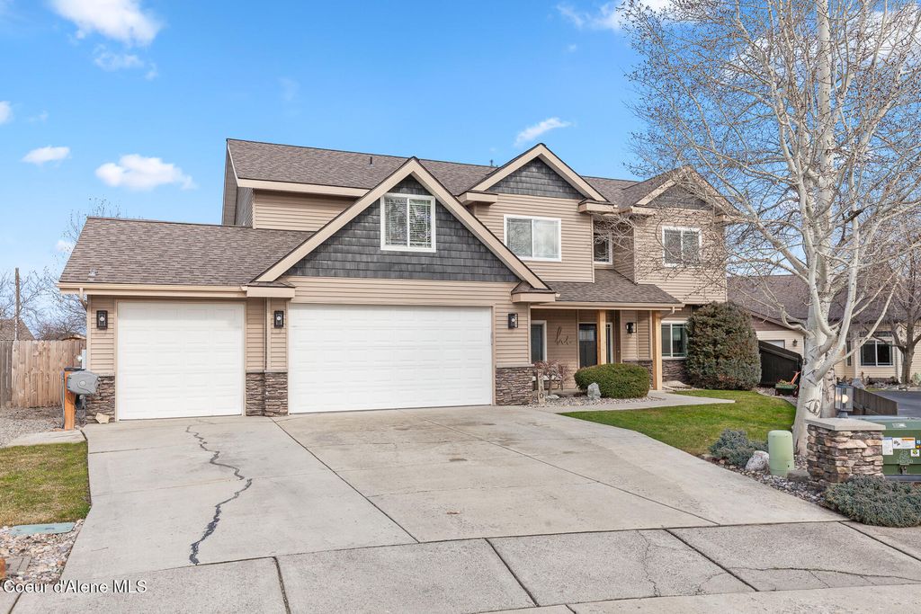 Photo of 2110 Triumph Ct, Post Falls, ID 83854 (MLS # 26-1960)