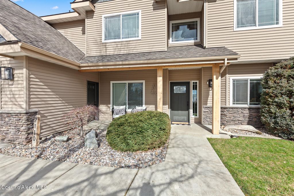 Photo of 2110 Triumph Ct, Post Falls, ID 83854 (MLS # 26-1960)