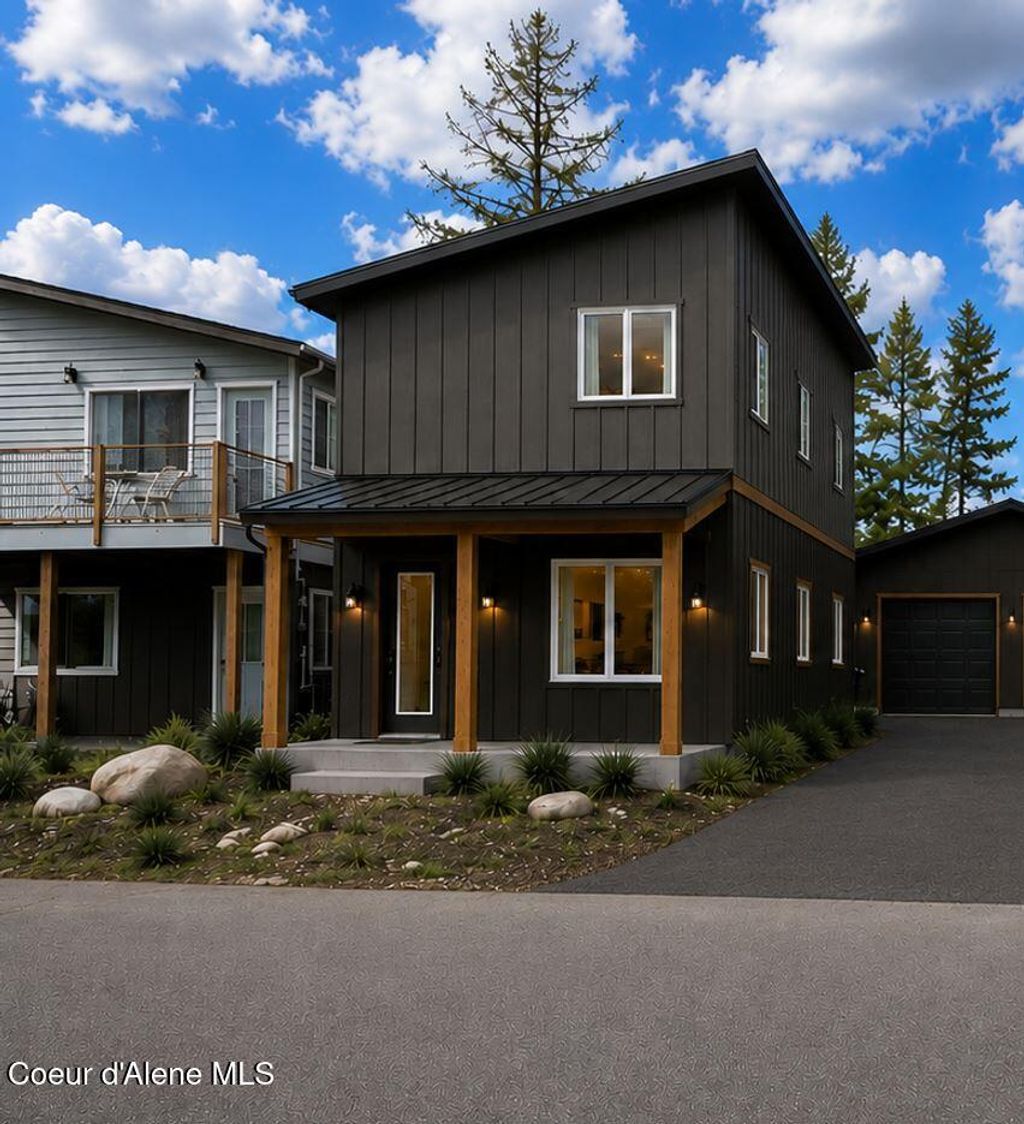 Photo of 140 Carnelian AVE, Ponderay, ID 83852 (MLS # 26-6996)