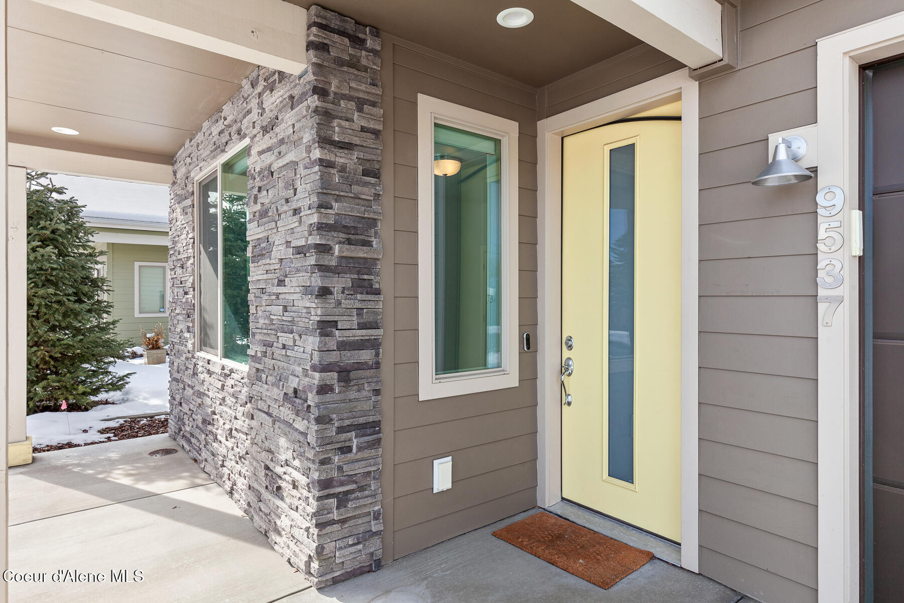 9537 La Costa Ct, Hayden, Idaho image 2