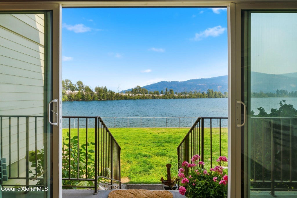 Photo of 301 Iberian WAY #APT 134, Sandpoint, ID 83864 (MLS # 26-8883)