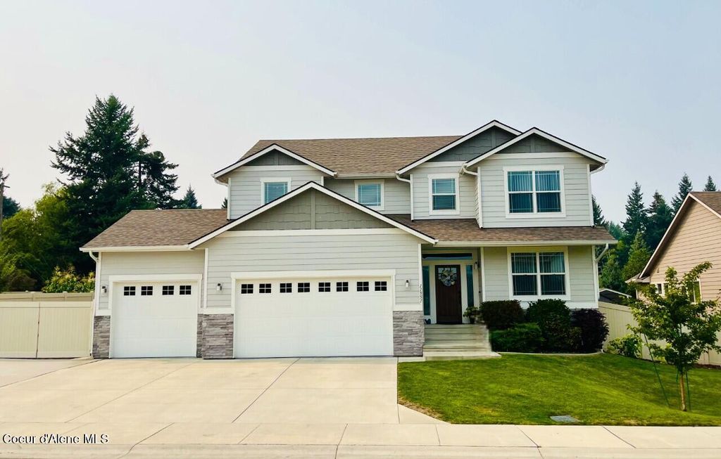 Photo of 11551 BERYL Dr, Hayden, ID 83835 (MLS # 25-7879)