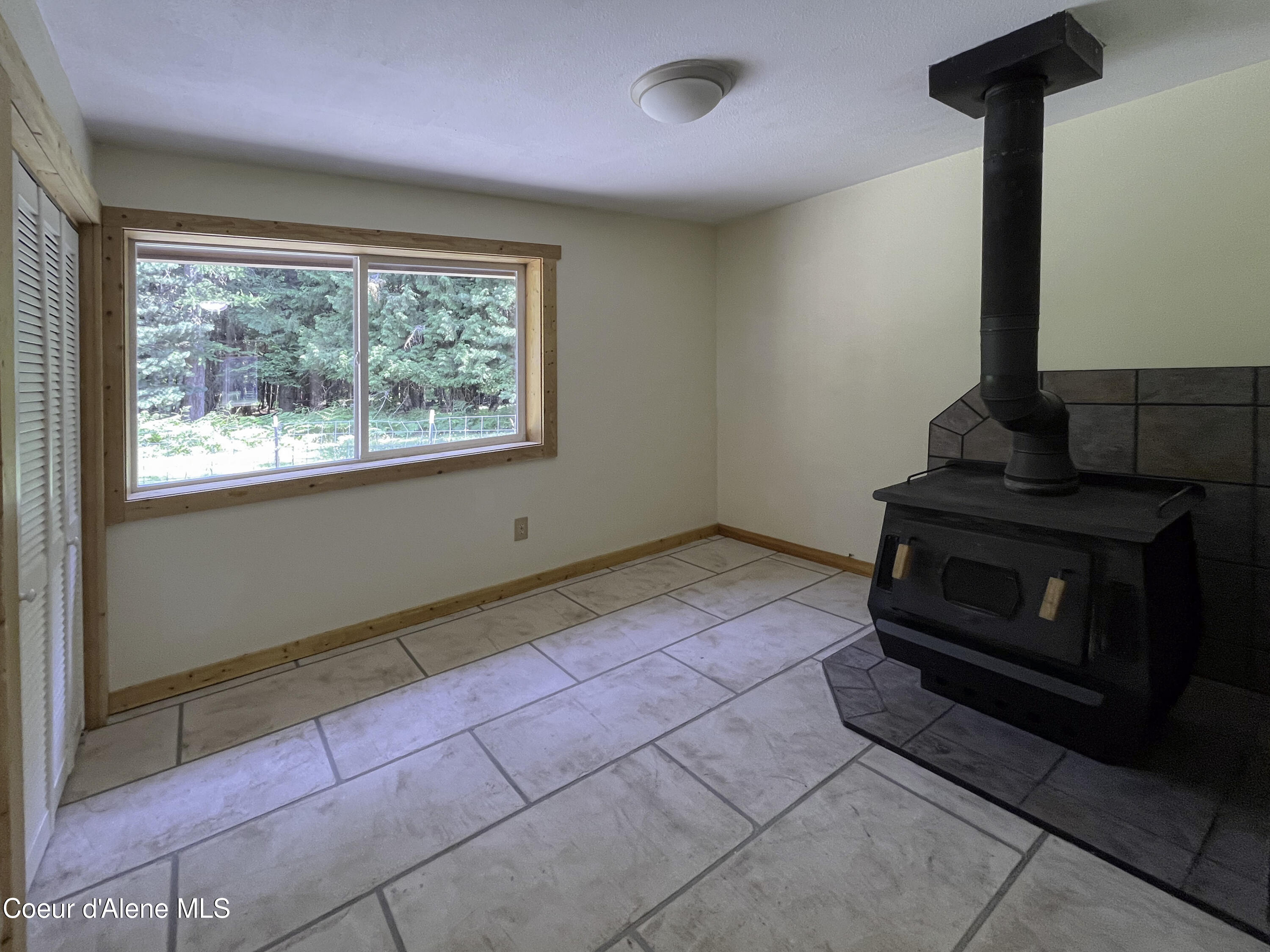 172 Kestrel Ln, Clark Fork, Idaho image 8