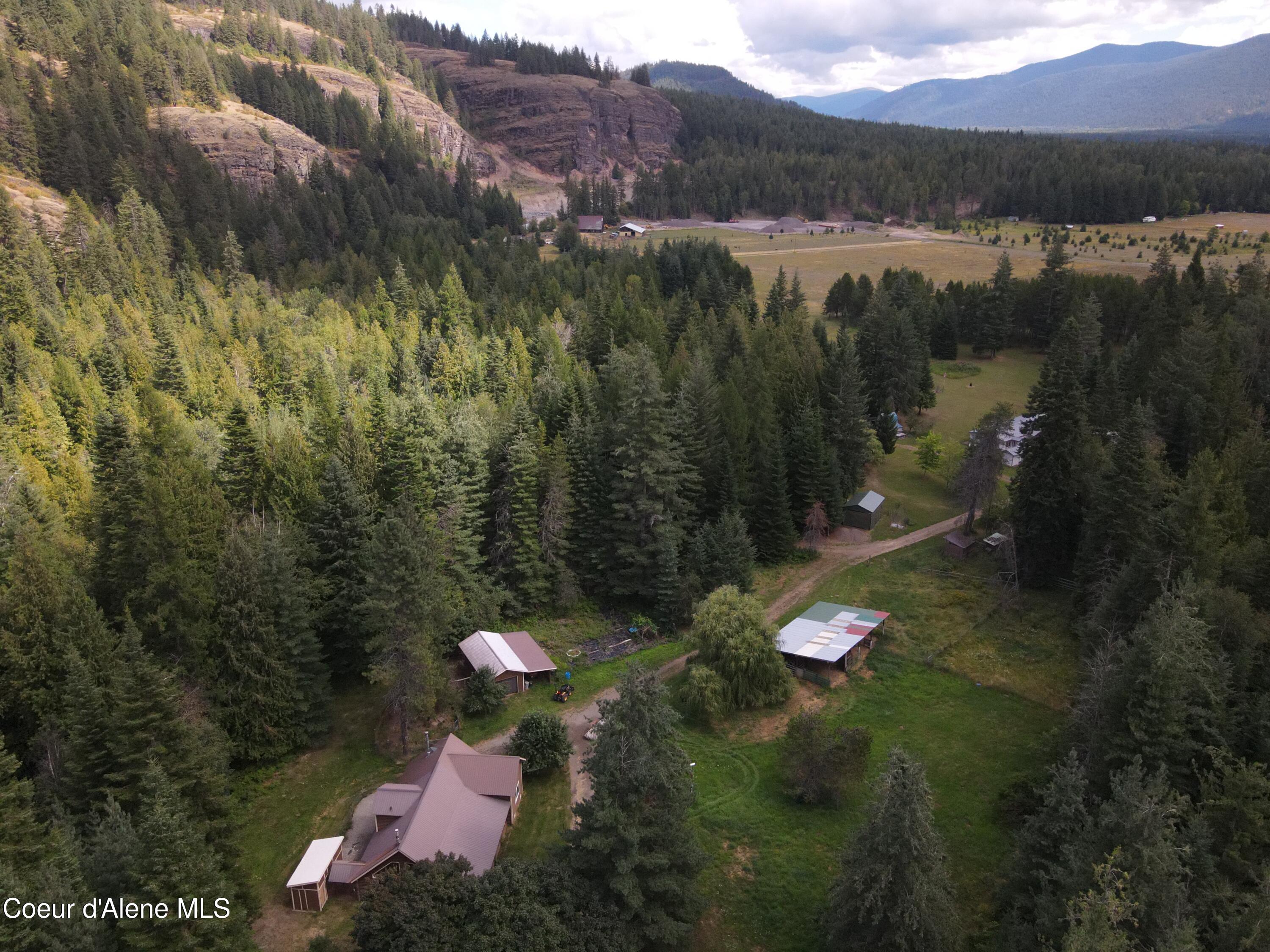 172 Kestrel Ln, Clark Fork, Idaho image 1