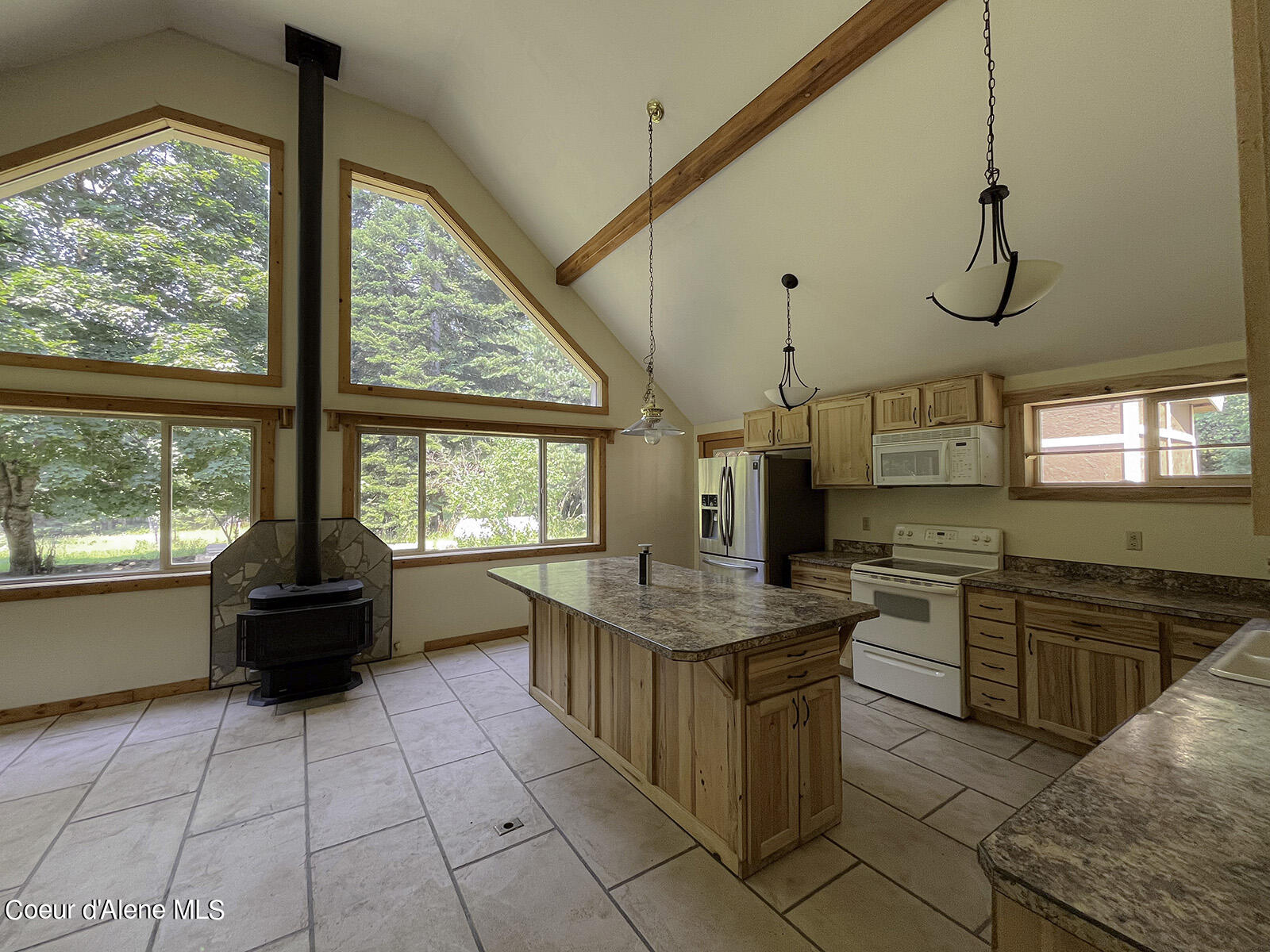 172 Kestrel Ln, Clark Fork, Idaho image 4