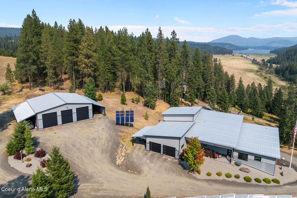Photo of 5291 COUGAR GULCH Rd, Coeur dAlene, ID 83814 (MLS # 25-9160)