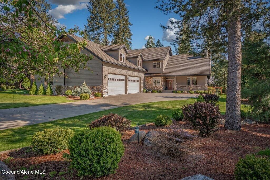 Photo of 1692 PEBBLESTONE Ct, Hayden, ID 83835 (MLS # 25-6711)