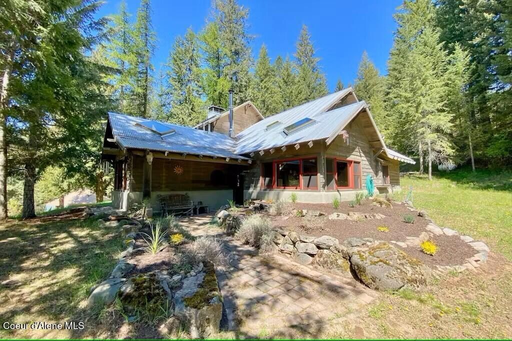 Photo of 6162 Eureka Rd, Sagle, ID 83860 (MLS # 25-4160)