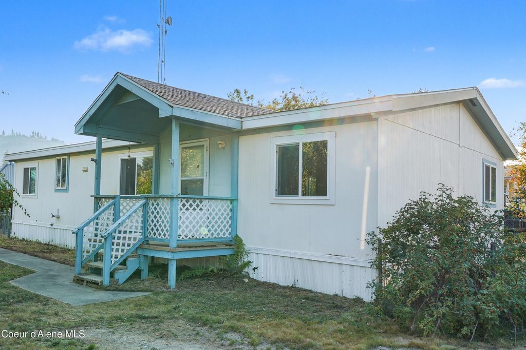 Photo of 74 Garden, St. Maries, ID 83861 (MLS # 25-9838)