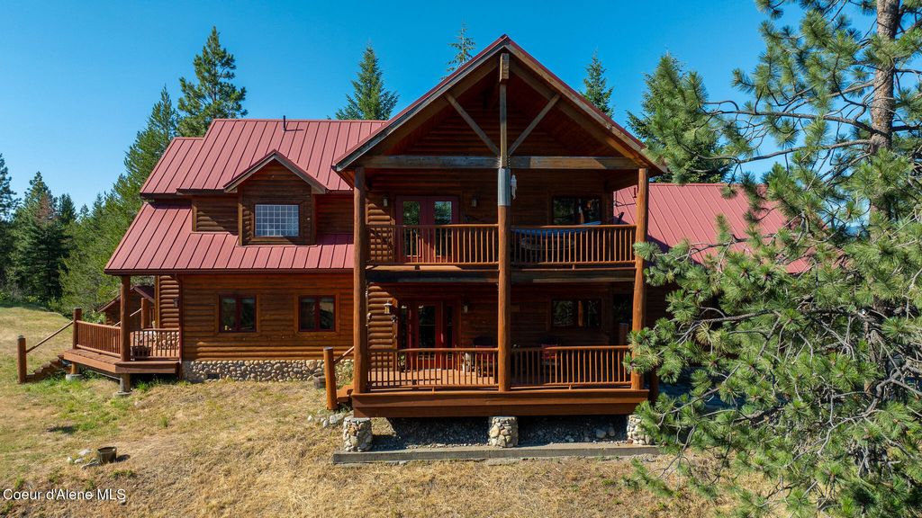 Photo of 8899 COEUR D ALENE Dr, Spirit Lake, ID 83869 (MLS # 25-6914)