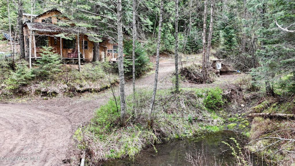 Photo of 1546 Pup Paw TRL, Priest River, ID 83856 (MLS # 26-4844)