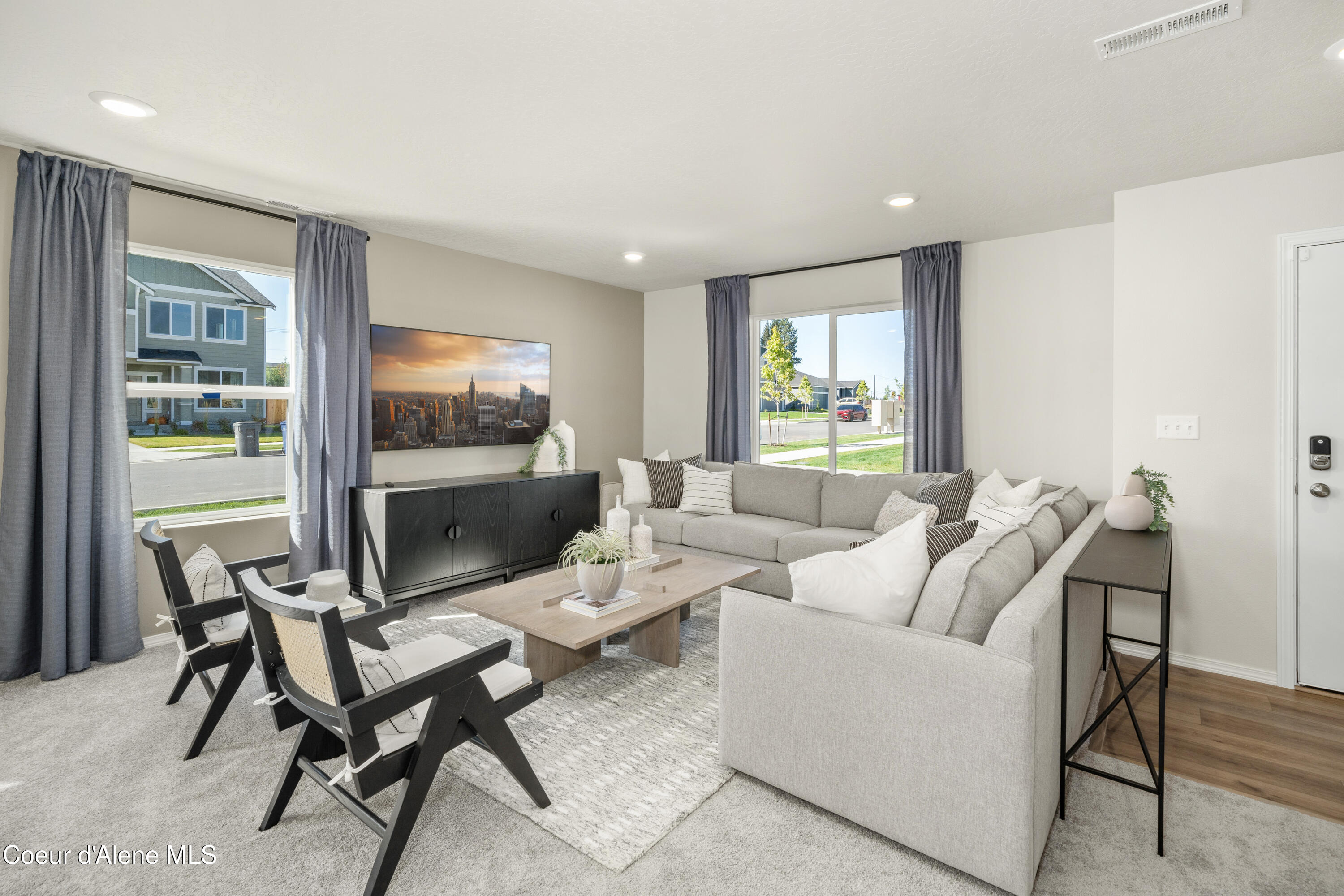 Hayden, Idaho 83835, United States, 4 Bedrooms Bedrooms, ,3 BathroomsBathrooms,Residential,Pending,12761