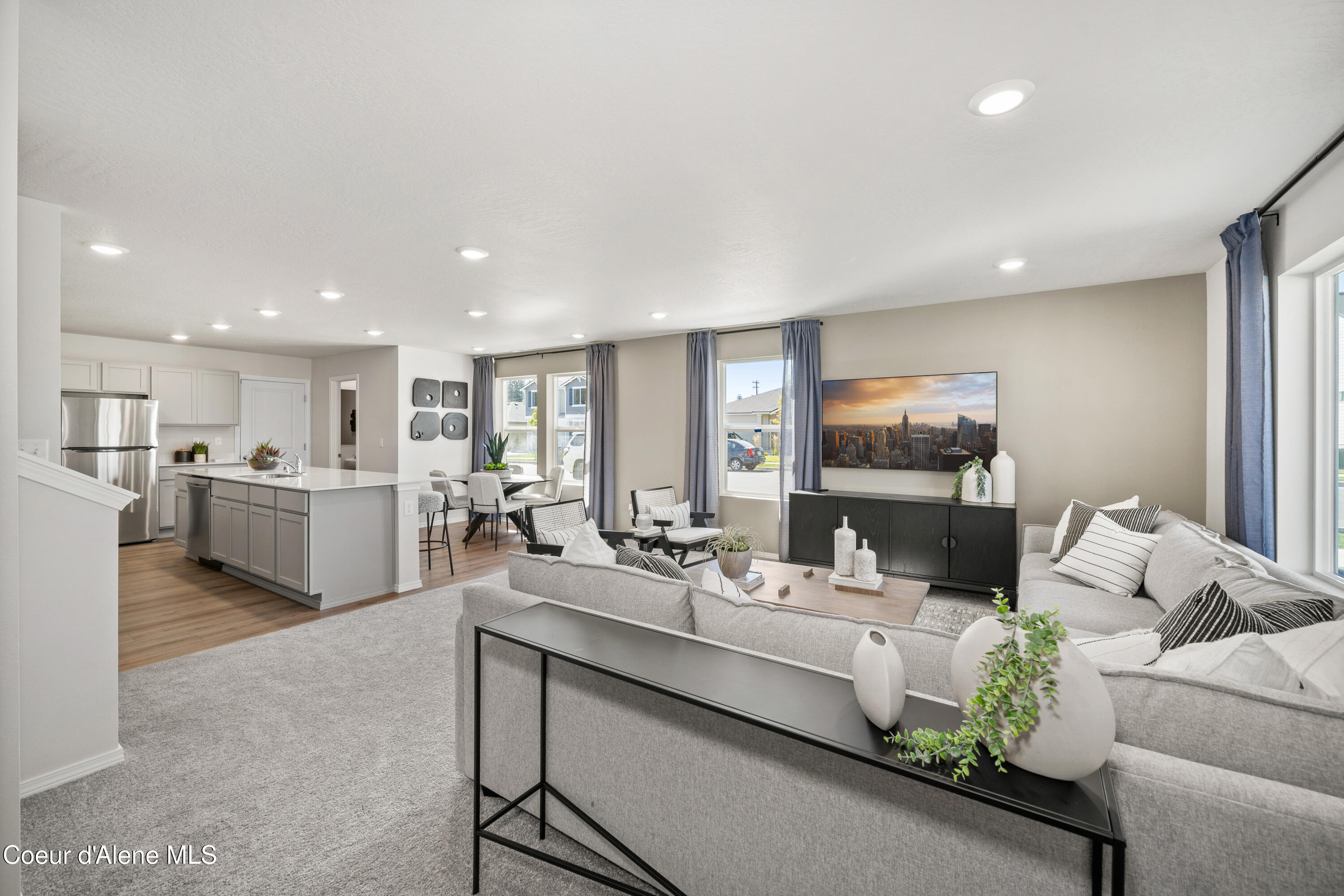 Hayden, Idaho 83835, United States, 4 Bedrooms Bedrooms, ,3 BathroomsBathrooms,Residential,Pending,12761