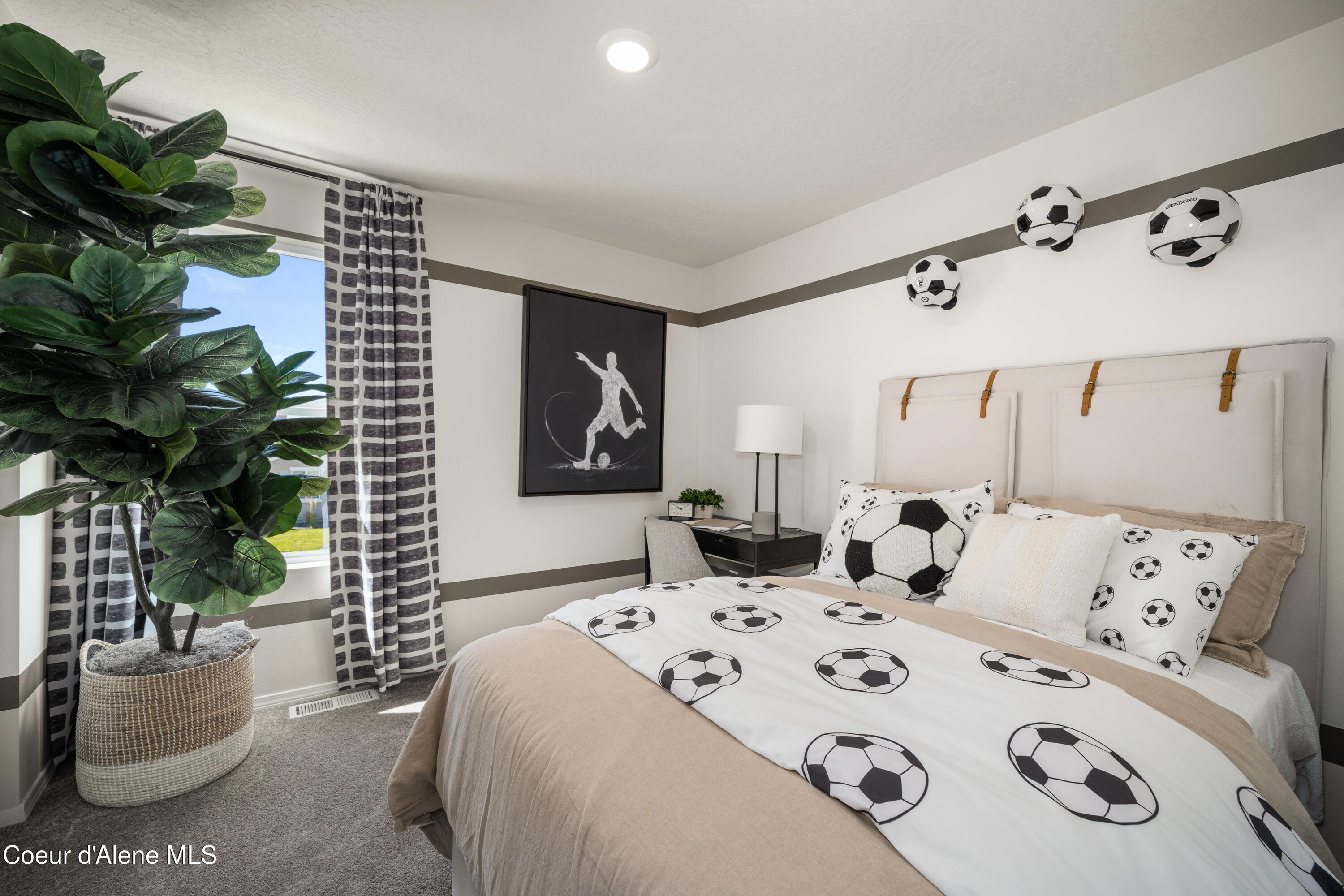 Hayden, Idaho 83835, United States, 4 Bedrooms Bedrooms, ,3 BathroomsBathrooms,Residential,Pending,12761