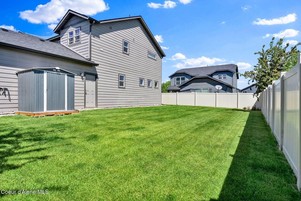 Photo of 3423 HOPE Ave, Post Falls, ID 83854 (MLS # 26-2505)