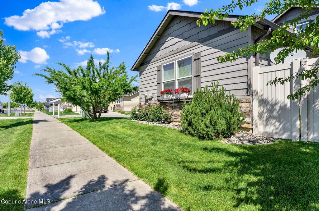 Photo of 3423 HOPE Ave, Post Falls, ID 83854 (MLS # 26-2505)