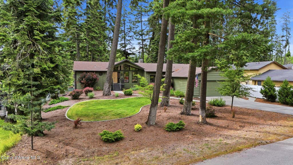 Photo of 12049 BRIGHTON Ct, Hayden, ID 83835 (MLS # 26-7018)