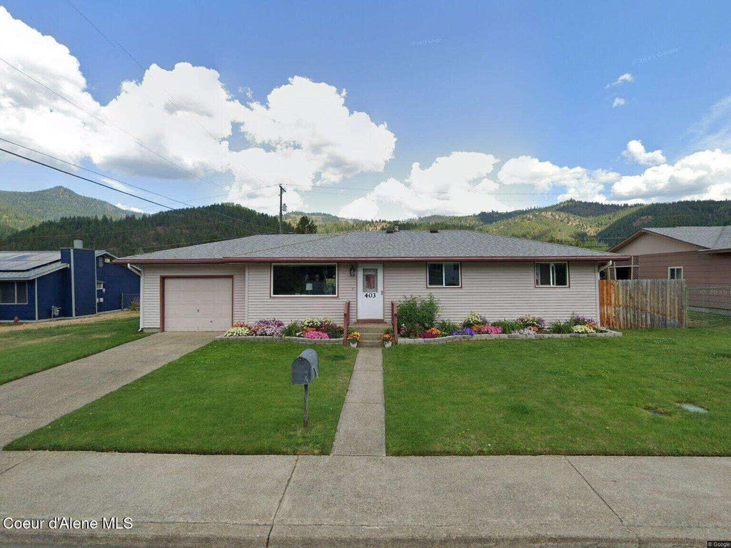 Photo of 403 Emerald Dr, Kellogg, ID 83837 (MLS # 26-10231)