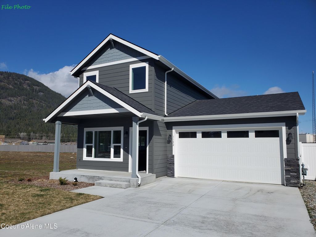 Photo of 1108 Jersey St, Sandpoint, ID 83864 (MLS # 26-2042)