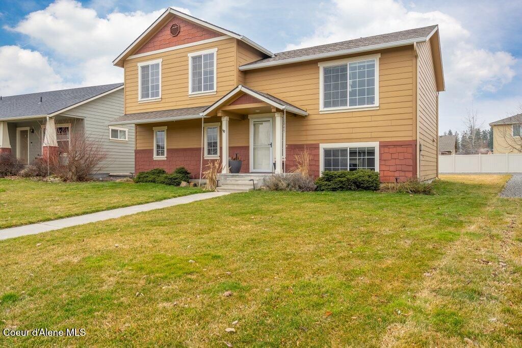 Photo of 2849 Dumont Dr, Coeur dAlene, ID 83815 (MLS # 26-1184)