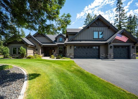 Photo of 1609 Amulet Cir, Rathdrum, ID 83858 (MLS # 25-8014)