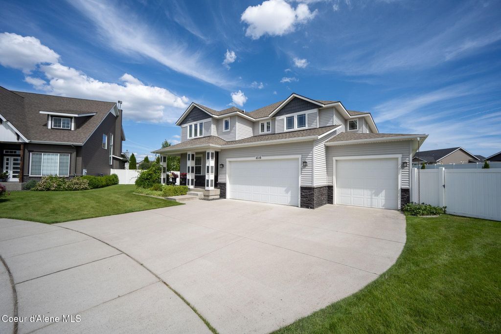 Photo of 4516 TRAMORE DR, Coeur dAlene, ID 83815 (MLS # 26-6926)
