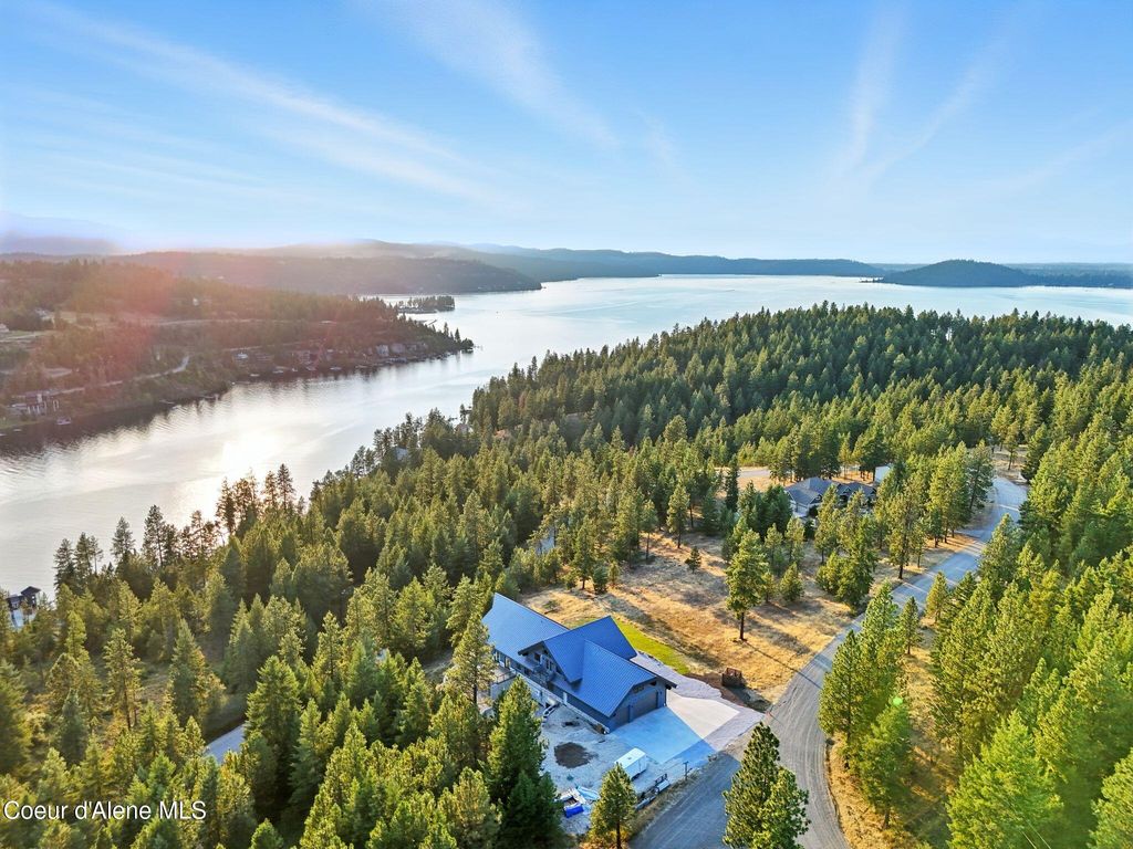 Photo of 4440 Lisa Rd, Harrison, ID 83833 (MLS # 26-7544)