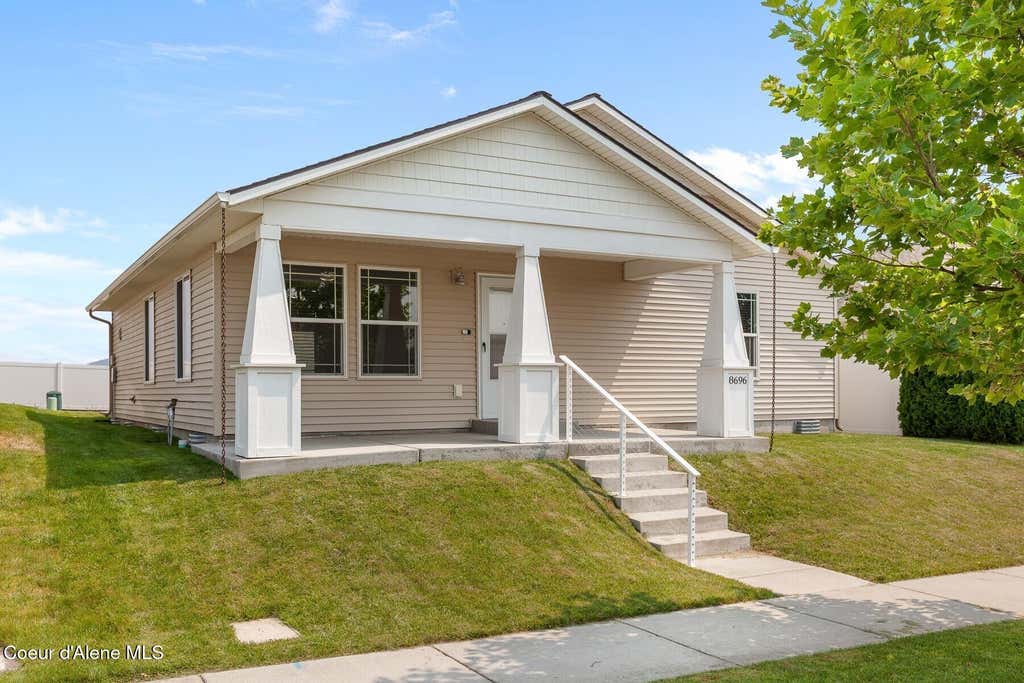 Photo of 8696 Spokane St, Post Falls, ID 83854 (MLS # 26-7607)