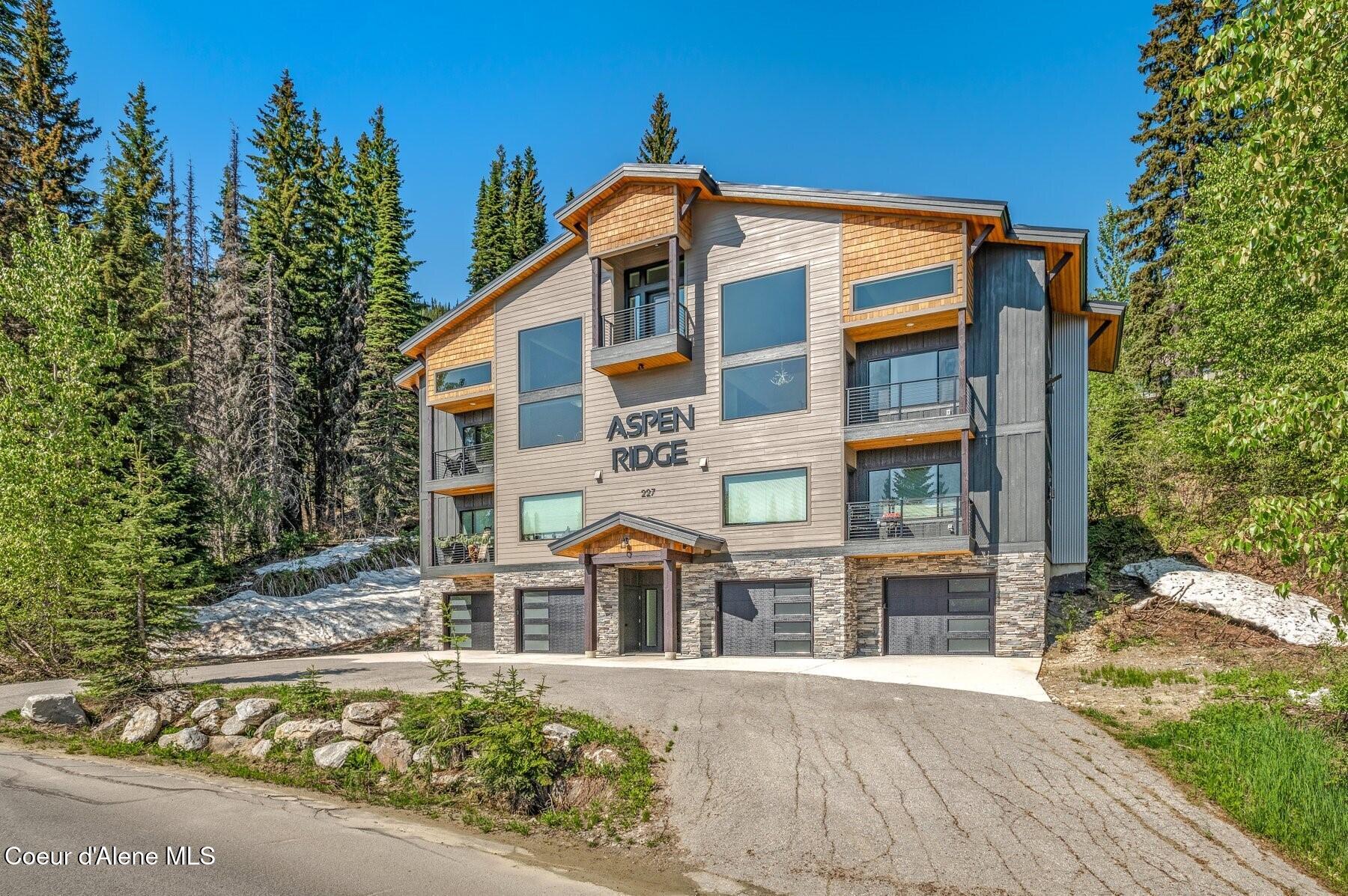 227 S Crystal Springs Rd Rd # 3, Sandpoint, Alaska image 1