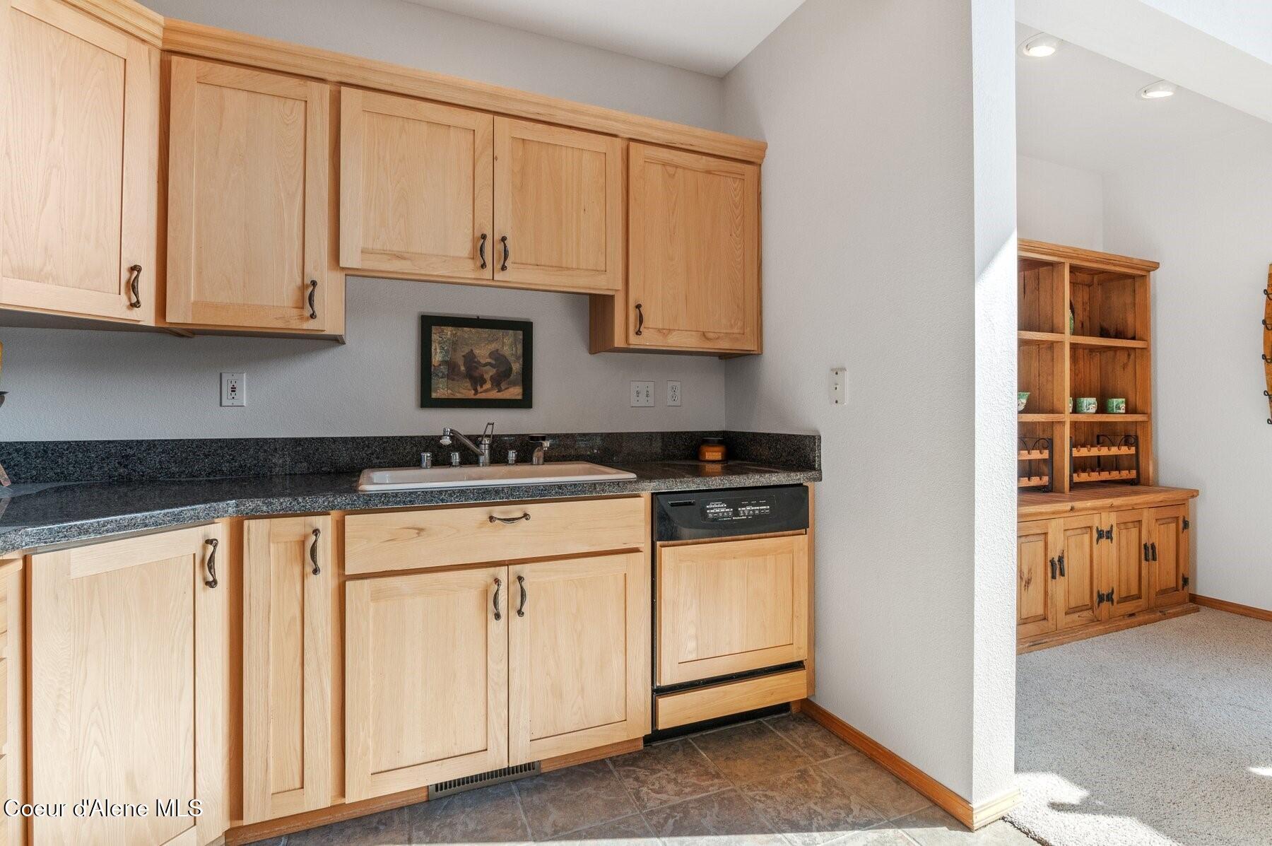 227 S Crystal Springs Rd Rd # 3, Sandpoint, Alaska image 12