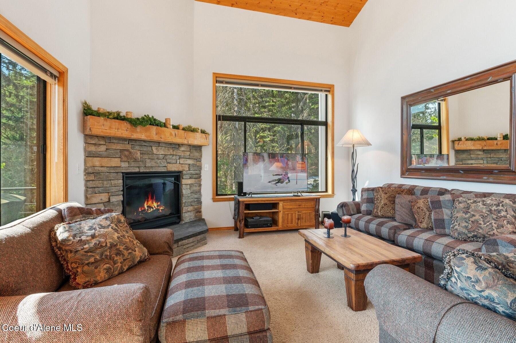 227 S Crystal Springs Rd Rd # 3, Sandpoint, Alaska image 7