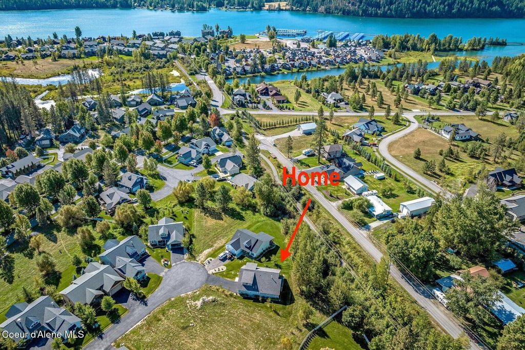 Photo of 52 Peggy's Ct, Dover, ID 83825 (MLS # 26-621)