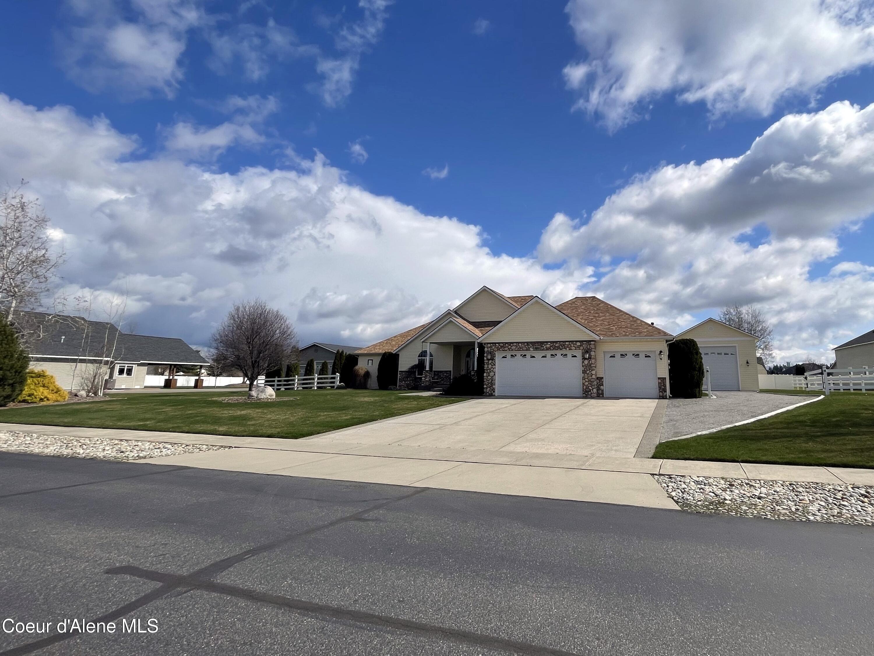 3164 N Radiant Star Rd, Post Falls, Texas image 1