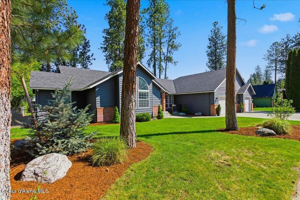 Photo of 4741 Woodside Ave, Coeur dAlene, ID 83815 (MLS # 26-4868)