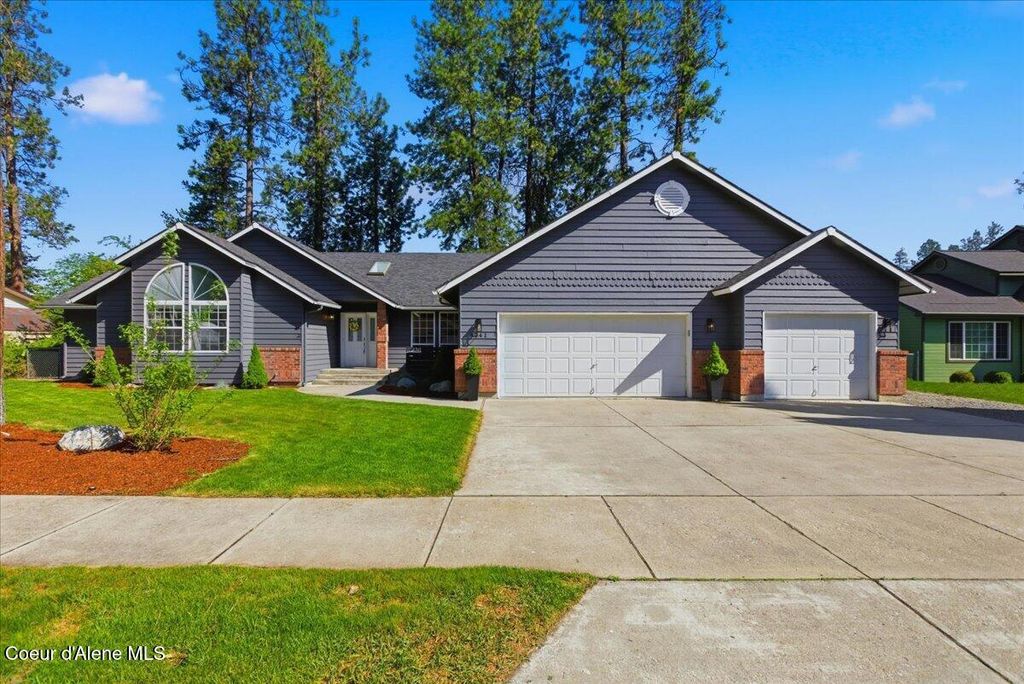 Photo of 4741 Woodside Ave, Coeur dAlene, ID 83815 (MLS # 26-4868)