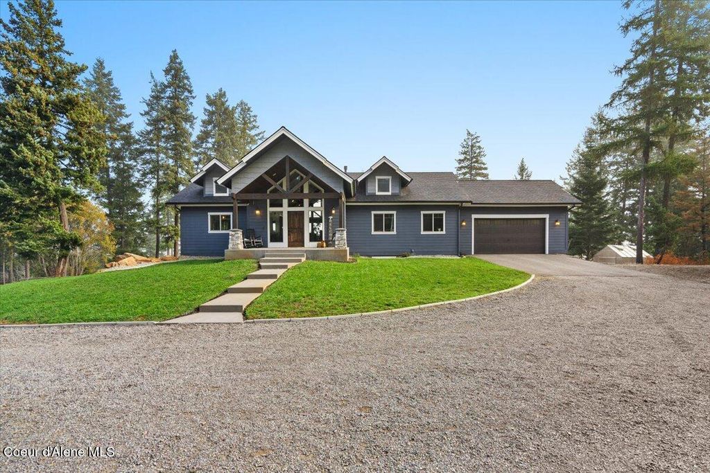 Photo of 18059 Advent Ln, Hauser, ID 83854 (MLS # 26-2049)