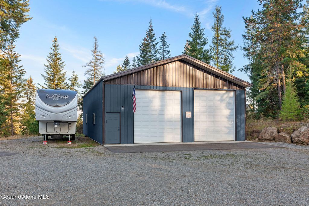 Photo of 18059 Advent Ln, Hauser, ID 83854 (MLS # 26-2049)