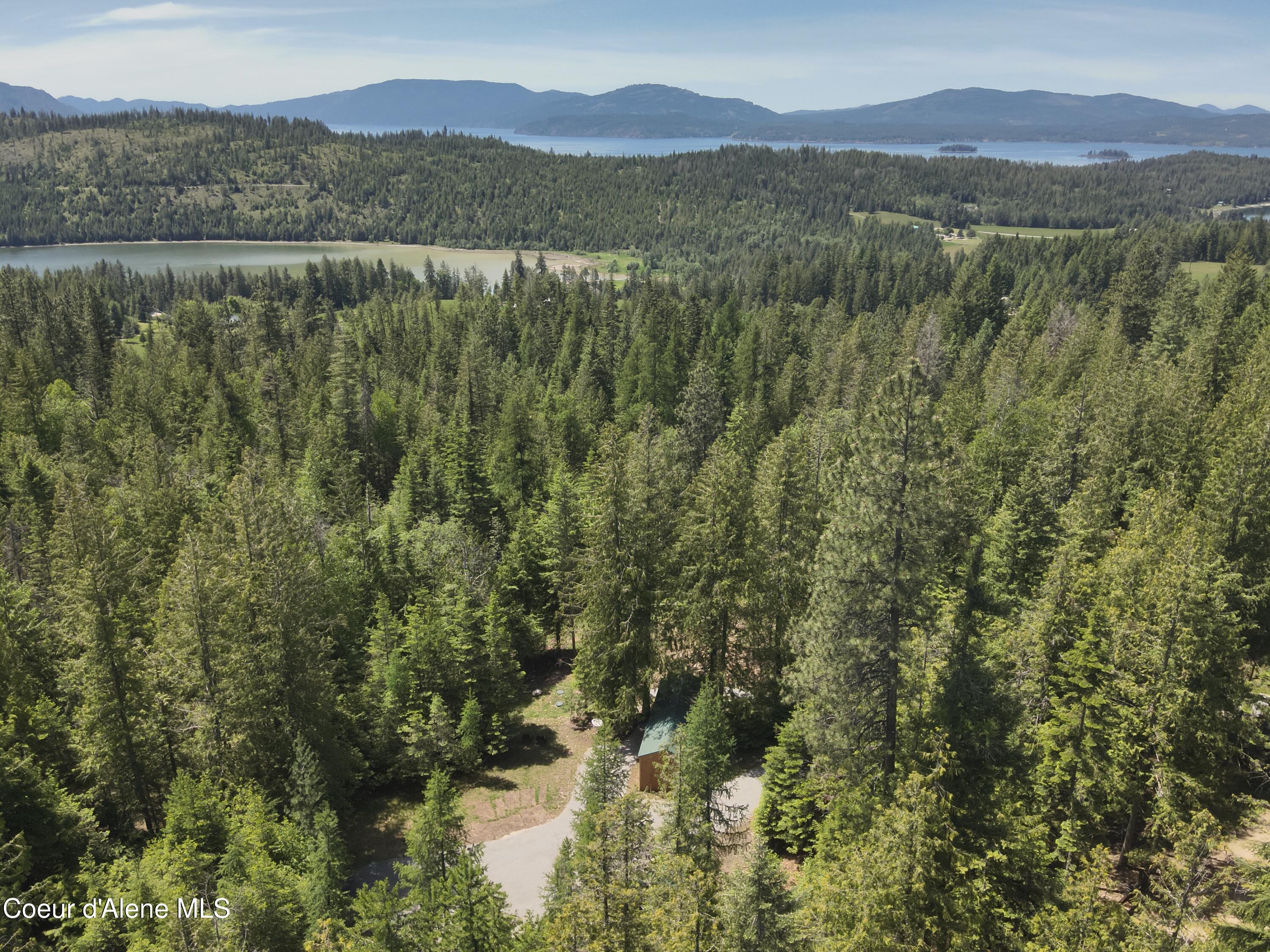 191 Sunset View Ln, Hope, Idaho image 3