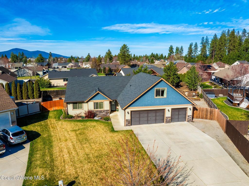 Photo of 4313 Seneca Dr, Post Falls, ID 83854 (MLS # 26-2792)